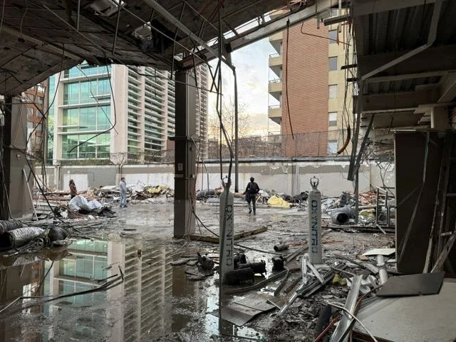 Estructura interior descubierta tras el retiro de terminaciones